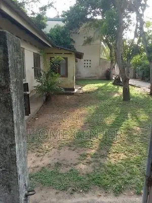 Land For Sale With old House Bopitiya Kandana