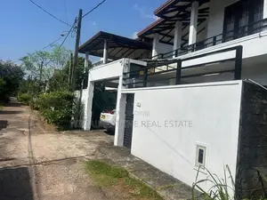 Two Storey House for Sale in Kottawa