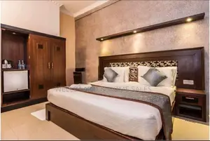 45 Bedrooms Hotel For Rent - Mount Lavinia