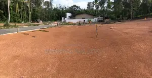 ජා ඇල නගරයට අතේ දුරින් නේවාසික බිම් කොටස් විකිණීමට