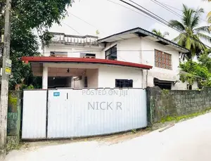 20 Perch 5 Bed 2 Bath House for Sale at Land Value only