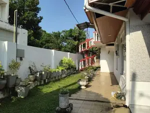 (YR-1088) Valuable Upper Floor House Rent in Koswatta Thalahena