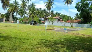 Land in Katunayake
