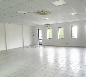 COLOMBO 12 : 17P (20,000 SQFT) 5-STOREY OFFICE COMPLEX FOR SALE