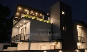 Beautiful Luxury Living In Homagama, Kottawa Area