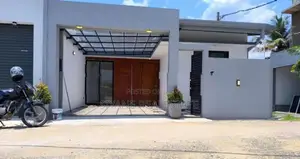 Luxury Modern House For Sale Athurugiriya