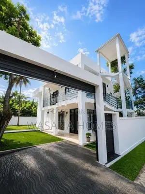 Top House for sale Piliyandala