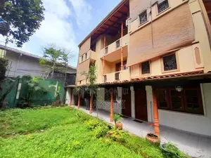 5 Bedrooms Bathrooms Fully Furnished House Rent Pitakotte Pagoda Road