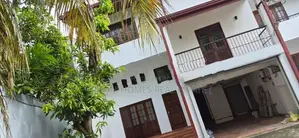Spacious Semi-Furnished House for Rent – Dehiwala