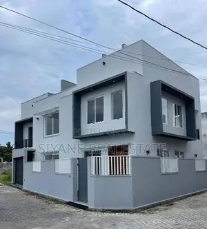 Luxury House for Sale in Mount Lavinia