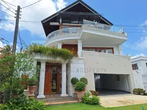 Luxury House for Sale in Battaramulla