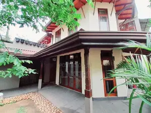 Modern 03 Story House Sale Nugegoda Udahamulla