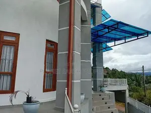 Super Luxury Residential House for Sale at Kandy