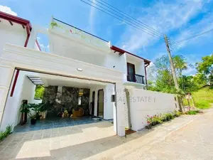 අලුතින් ඉදි වූ නවීන නිවසක් මාලබෙන්