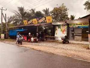 ( IC-1013) Valuable Commercial Building Sale in Meegoda