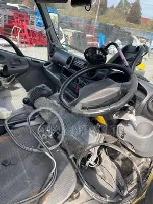 Toyota Dyna 2006 Double Cab Cabin