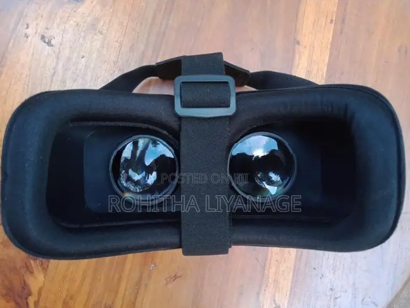 Virtual Reality Glasses