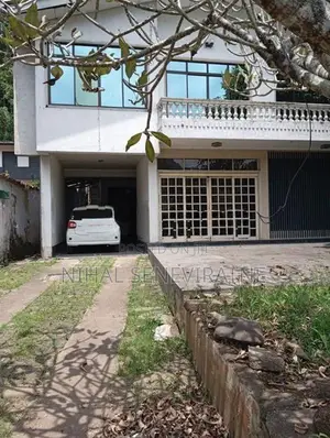 Building for Rent Gelioya Peradeniya