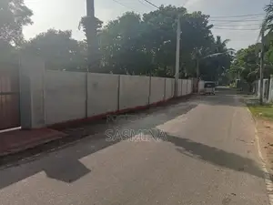 Land for Sale in Jaffna Town - Seeniwasagam Road