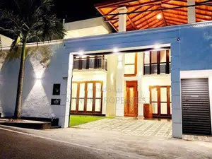 Brand New Super Luxury House For Sale In Piliyandala Madapatha Road.