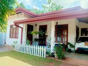 Kiriwaththuduwa House for Sale