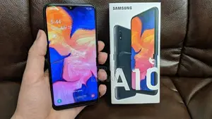 Samsung Galaxy A10 (Used)