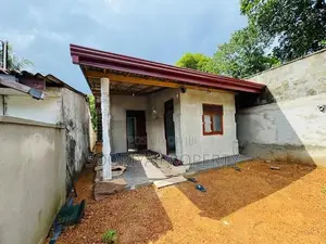 කාමර 3 ක නිවසක් විකිණීමට - Piliyandala Bataketthara