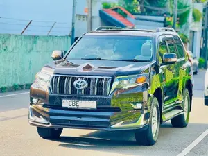 Toyota Land Cruiser Prado VX Diesel 3.0 1ST Ow 2017