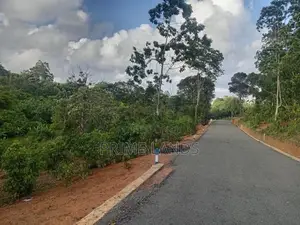 අම්බලන්ගොඩ තල්ගස්ගොඩ සුදුවැල්ල පාරෙන්
