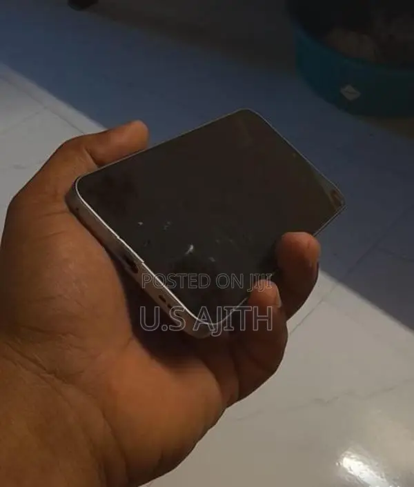 Oppo F31 (Used)