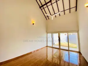 Stunning 10-Perch Single Story House for Sale in Athurugiriya