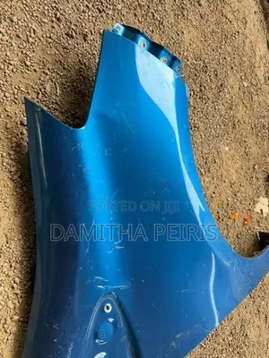 Toyota Vitz 130 Fender