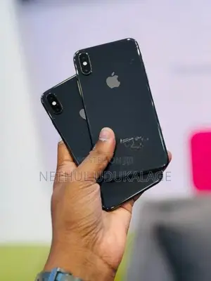 Apple iPhone XS 256GB (Used)
