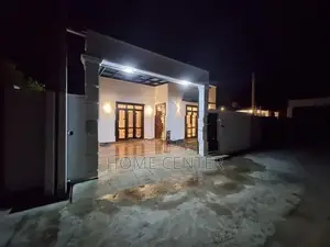 Single History House For Sale in Piliyanthala