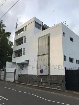 Commercial Building for Sale in Colombo 7