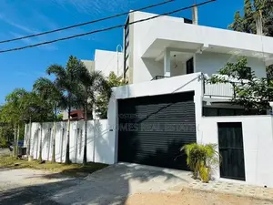 Luxury House For Sale Athrugiriya