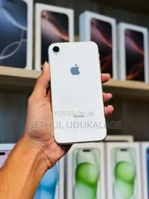 Apple iPhone XR 128GB (Used)