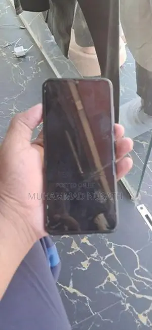 Samsung Galaxy A04e (Used)