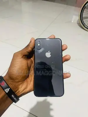 Apple iPhone XS 256GB (Used)