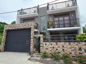 Modern Designed Luxury 3 Story House For Sale In Kahathuduwa