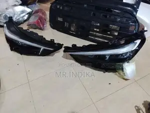 Honda vezel 2025 j 8 head light