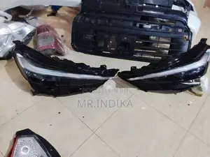 Honda vezel 2025 j 8 head light