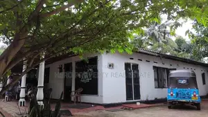 HJS173 - Modern House for Sale in Gampaha
