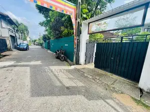 Prime Located House for Sale in Boralesgamuwa