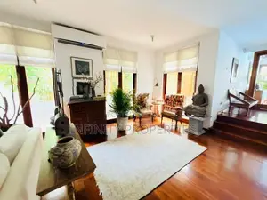 (SPH16) 03 Storey Luxury House with 17.5P Sale in Nawala