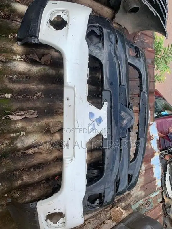 Mitsubishi L200 bumper