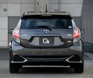 Toyota Aqua NHP10 Rear Gs Bumper Panel