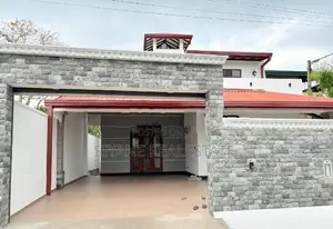 Brand New Luxury 3 Storey House for Sale Malabe