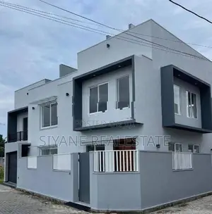 Luxury House For Sale In Mount Lavinia