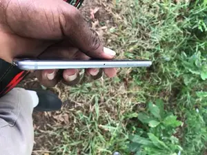 Apple iPhone 6 (Used)